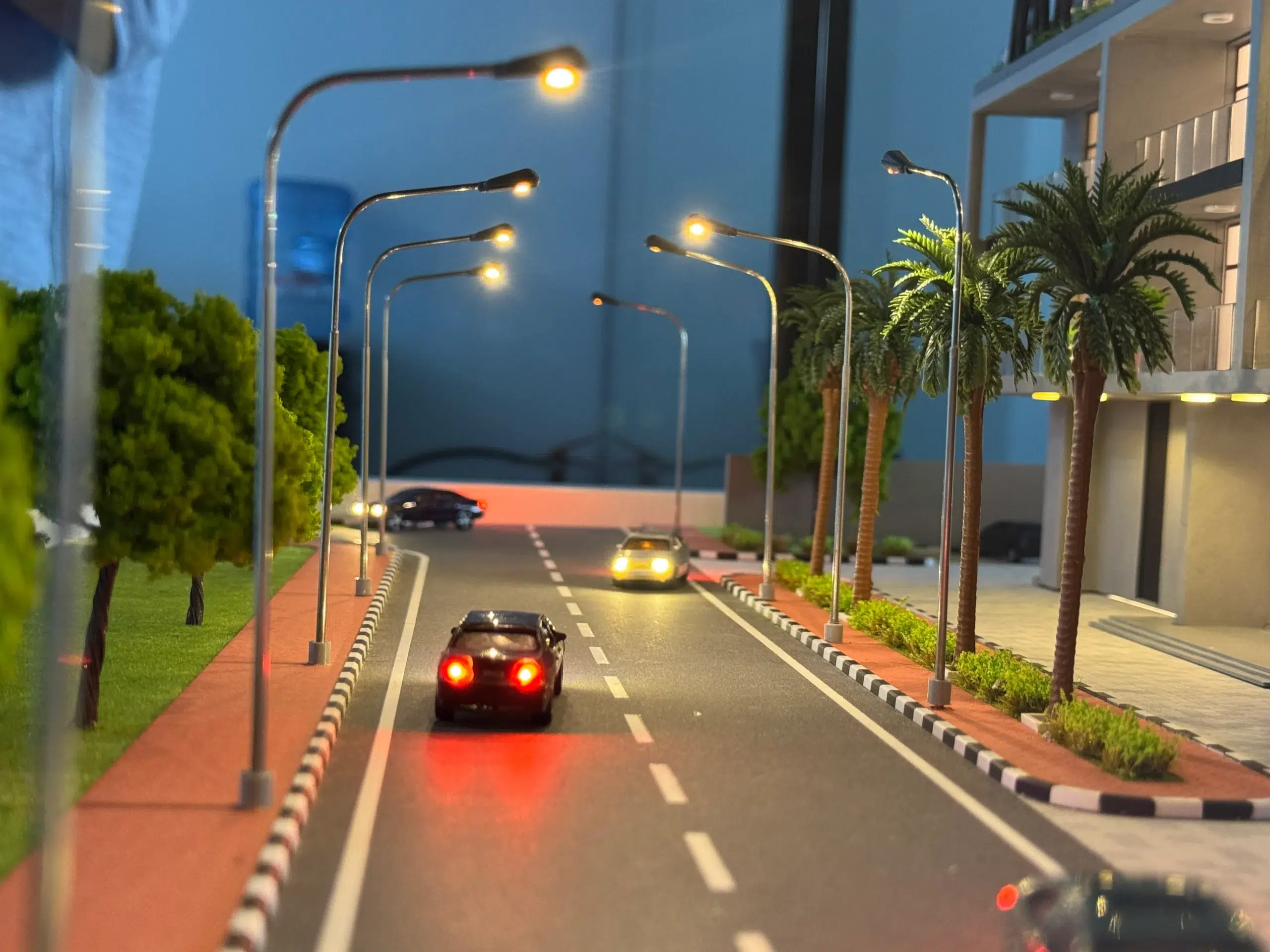 Road infrastructure scale model for urban planning